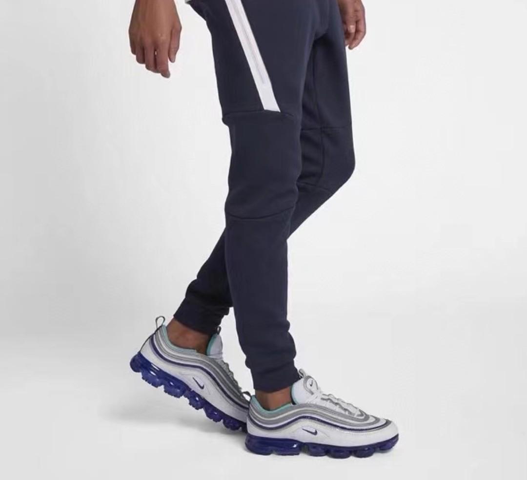 nike tech fleece pants with zipper