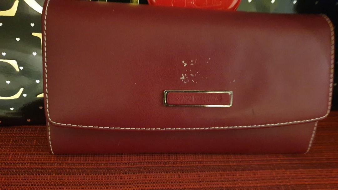 hugo valentino wallet