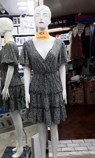 （分類：）位於 。 由 nextleveljeans 提交（商品編號 1036199766，圖片 1）。簡介： 。
