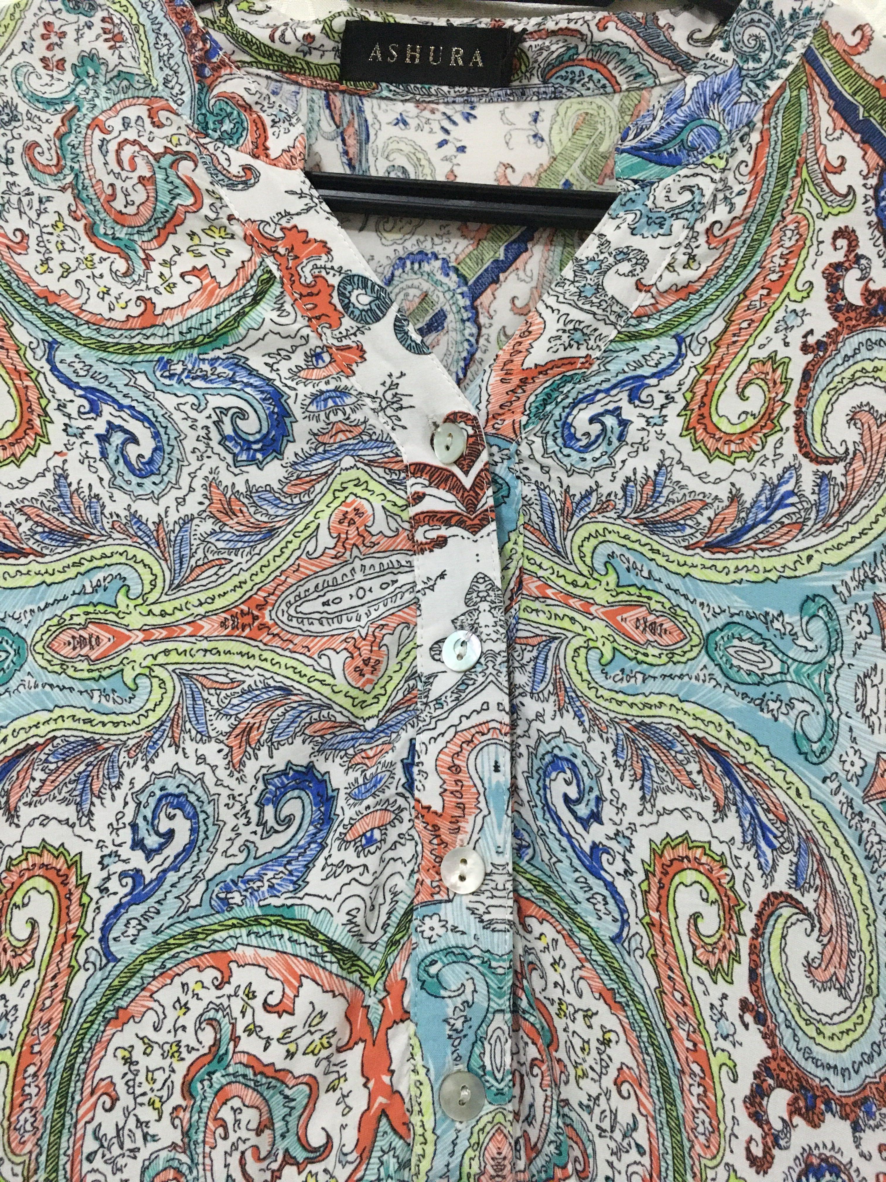 Patterned Long Blouse (Category: Blouses) located in Gombak. Submitted by passtheluvv (Listing ID 1036289161, Image 3). Description: Soft cool cotton material, with side zip and one side pocket. Shoulder: 14.5 Bust: 38 Length: 34 *Measurements are in inches and may have slight errors due to different measuring methods BUY 3 AND MORE ITEMS FOR FREE SHIPPING. PM FOR MORE DETAILS 😄.