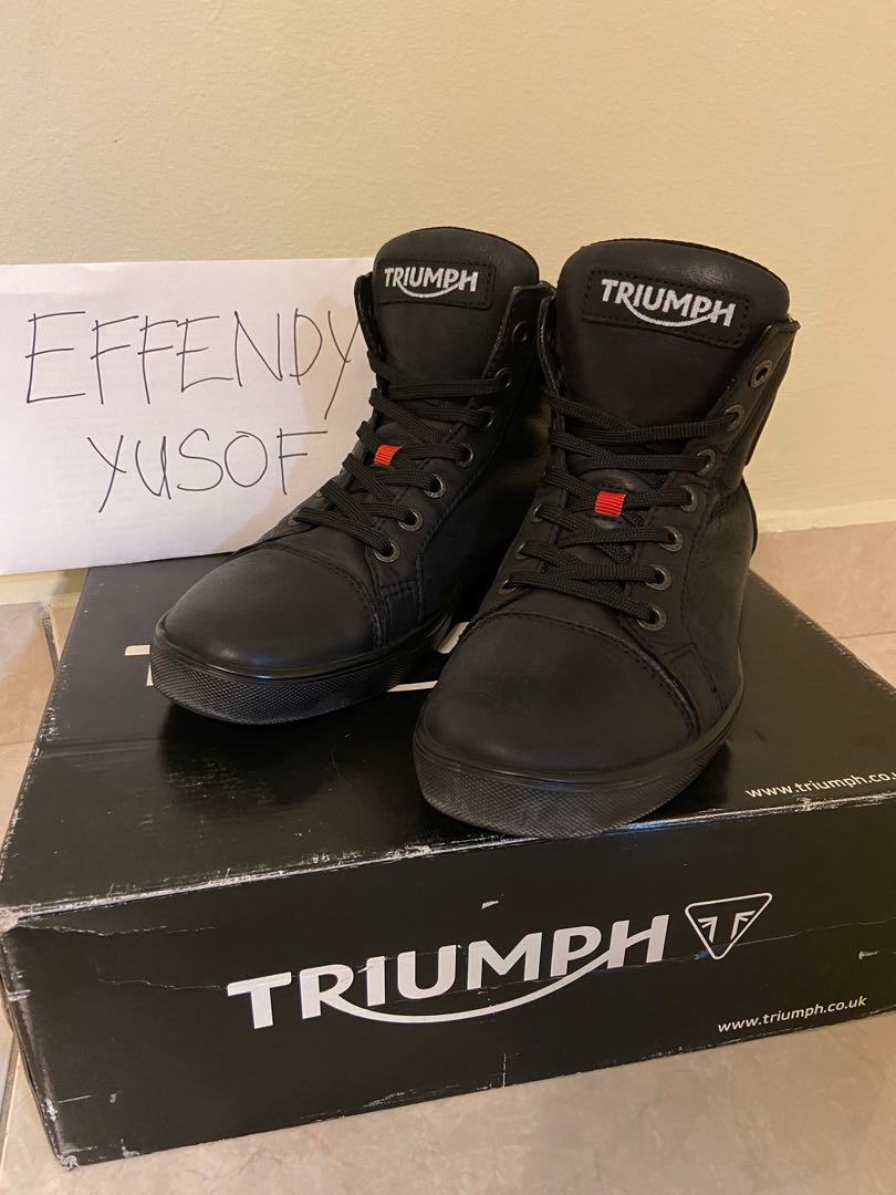 Triumph Urbane Boot Men s Fashion Footwear Boots on Carousell