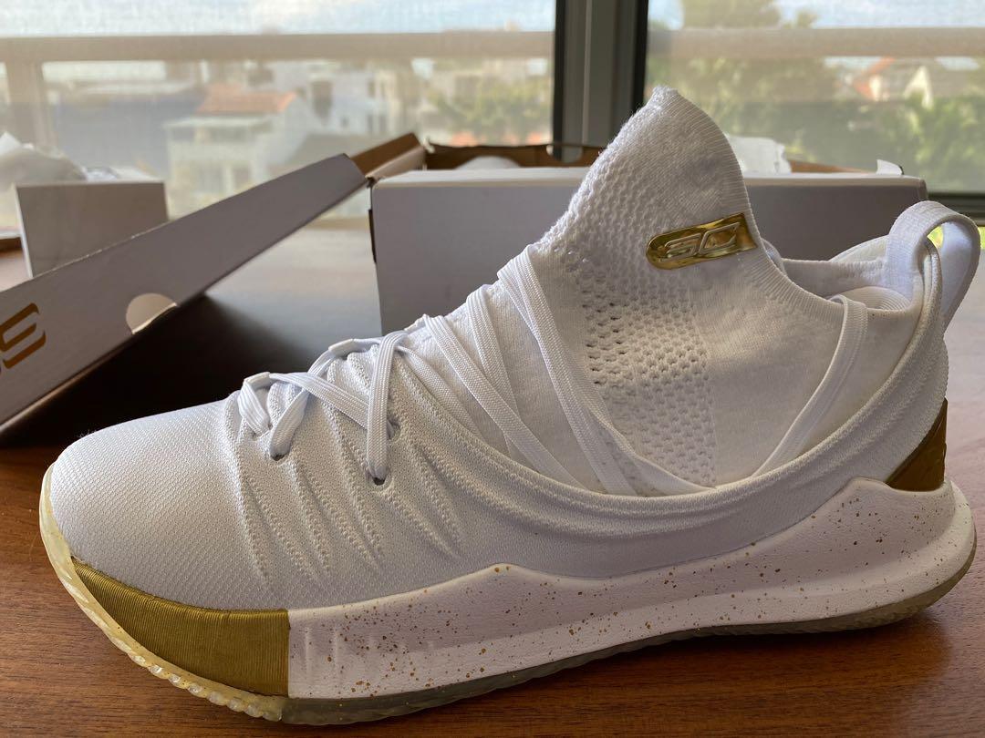 Under Armour UA Curry 5 White Gold, Men's Fashion, Footwear, Sneakers on  Carousell