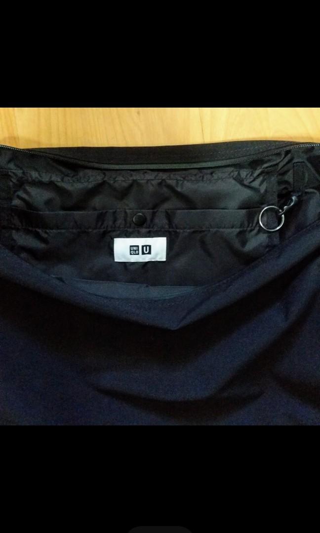 uniqlo blocktech shoulder bolsa