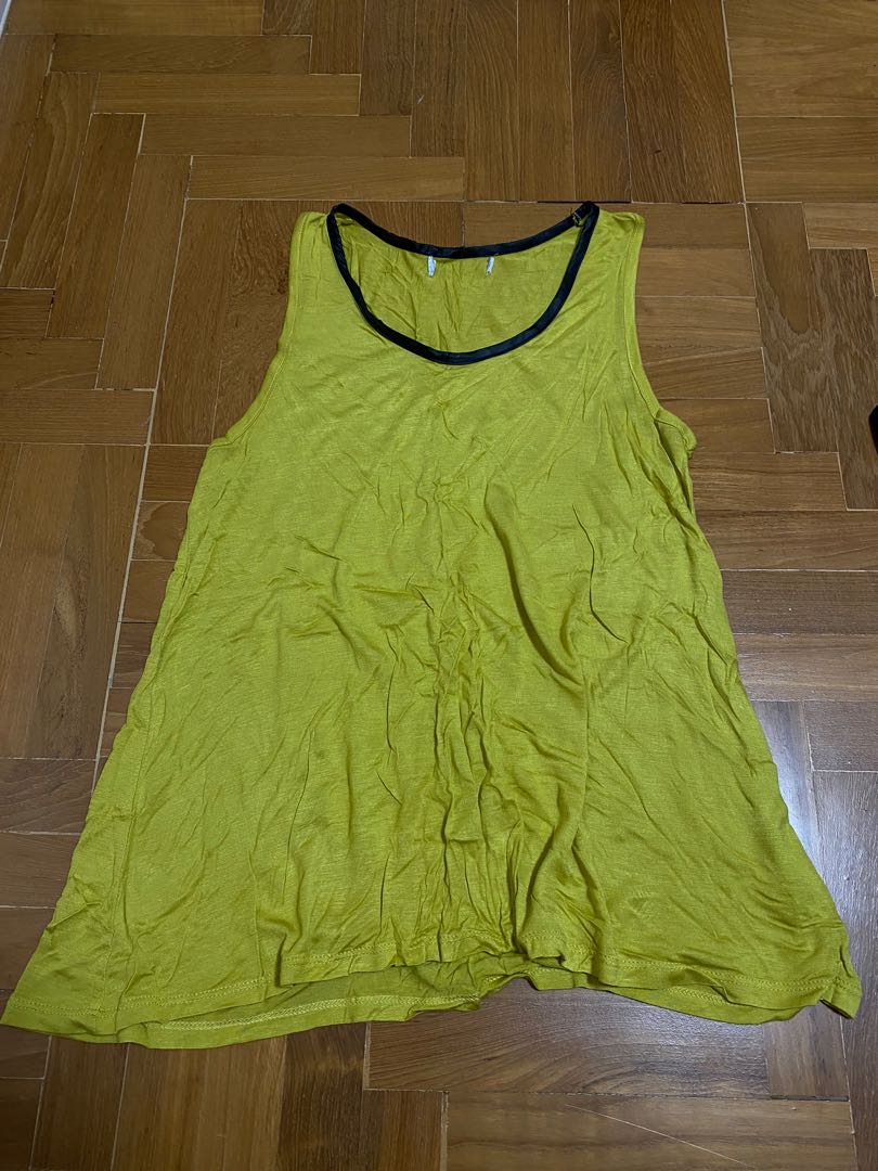 to bless) yellow flowy tank top with 