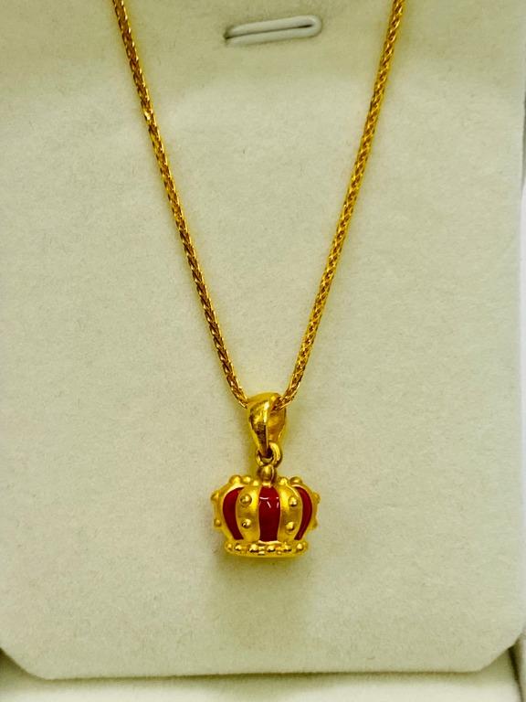 Gold crown pendant cheap