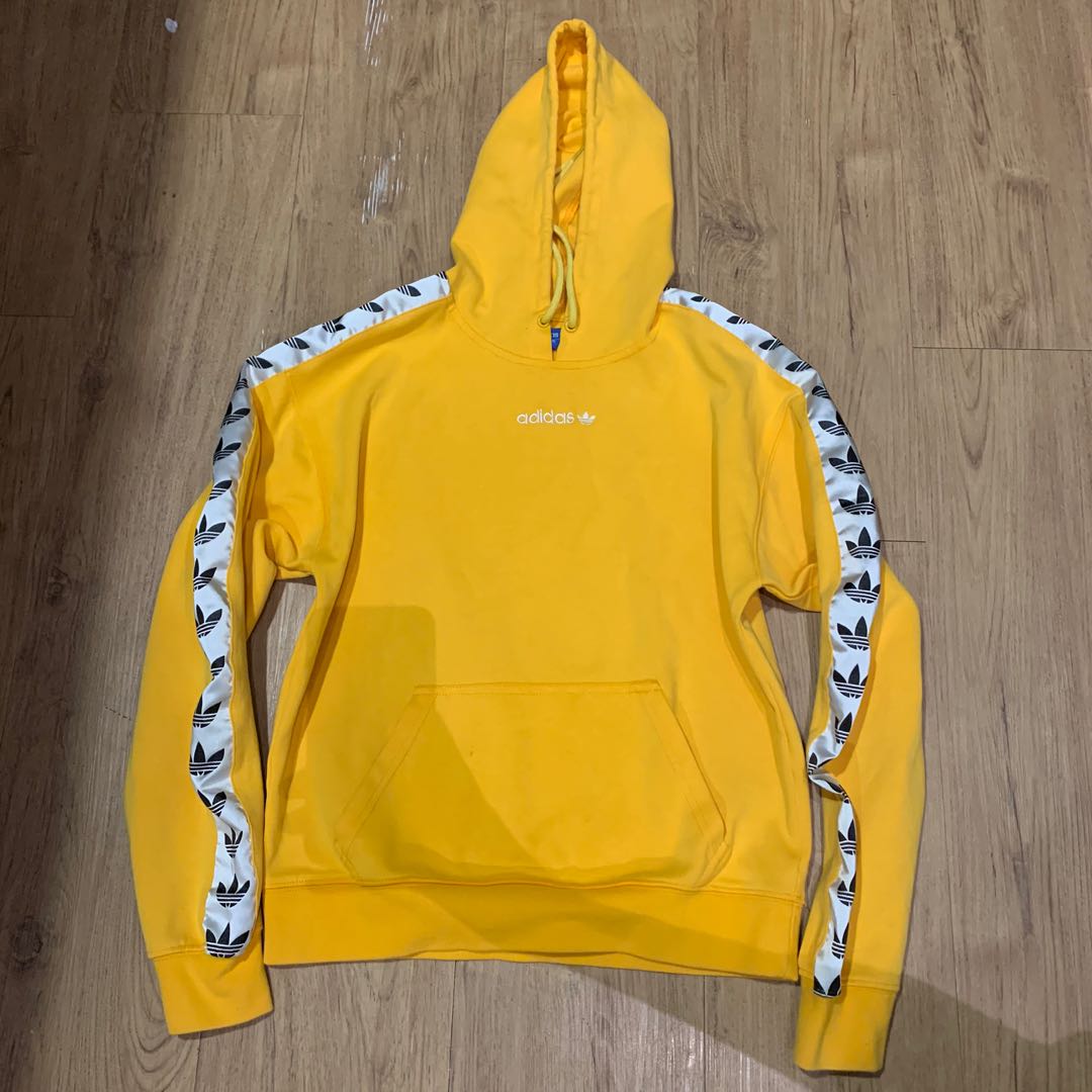 Enig med let at håndtere Bule Adidas Originals TNT Tape hoodie yellow sweatshirt sweater, Men's Fashion,  Tops & Sets, Hoodies on Carousell