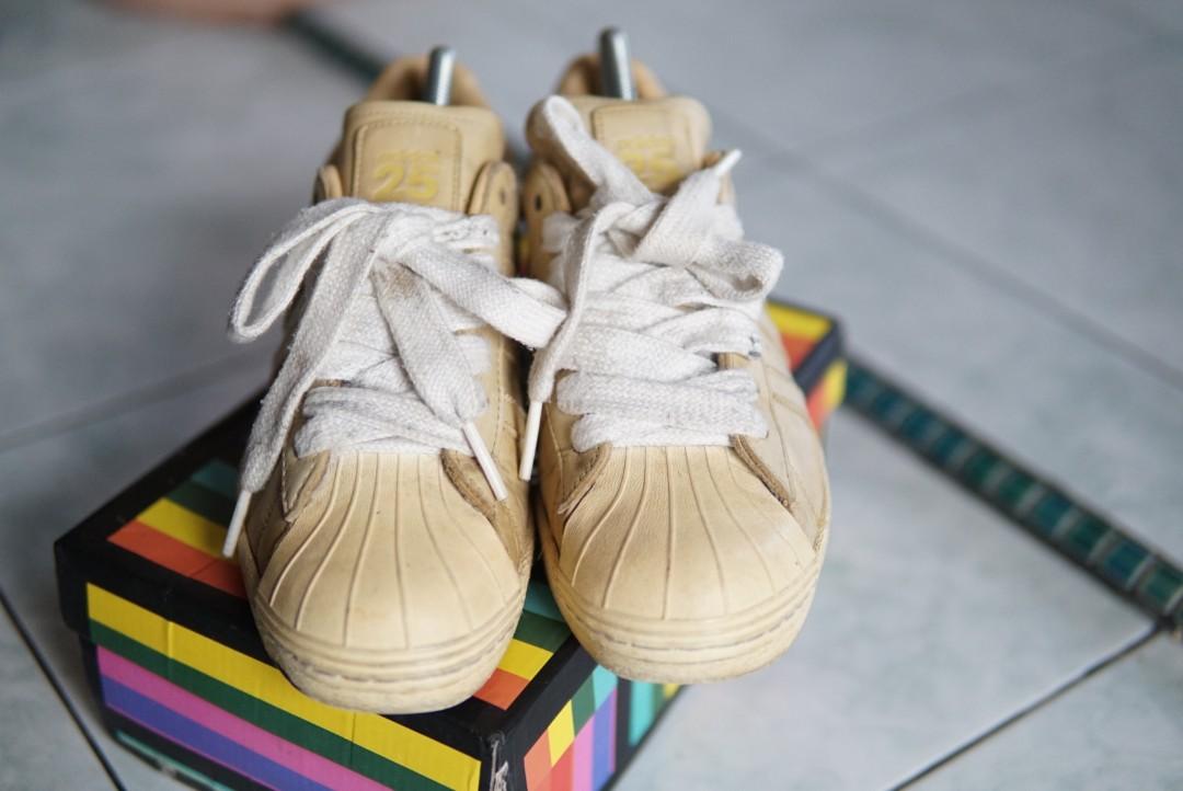 Adidas Superstar anniversary 25th, Fesyen Pria, Sepatu , Sneakers di