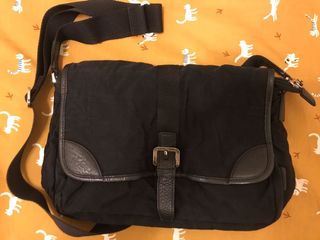 （分類：）位於 。 由 murrow 提交（商品編號 1032725101，圖片 1）。簡介： 。