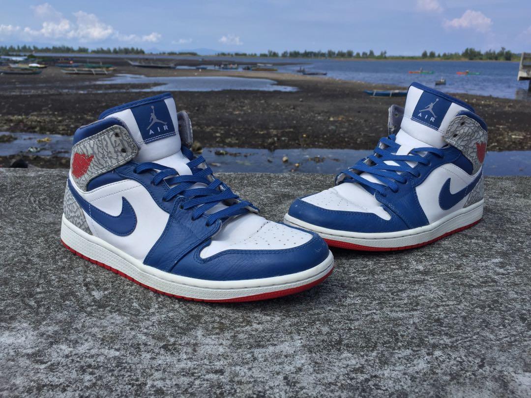 true blues 1s