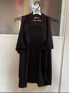 Black Outer Off Shoulder