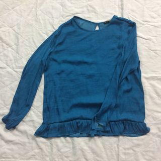 (Category: ) located in . Submitted by knitwearml (Listing ID 1032699909, Image 1). Description: .