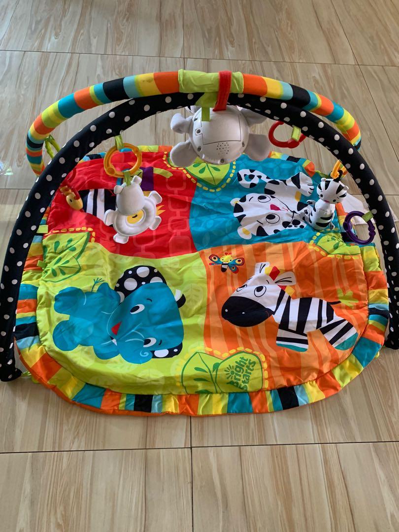 bright starts play mat with lights