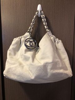 （分類：）位於 。 由 edithqueen 提交（商品編號 1032697901，圖片 1）。簡介： 。