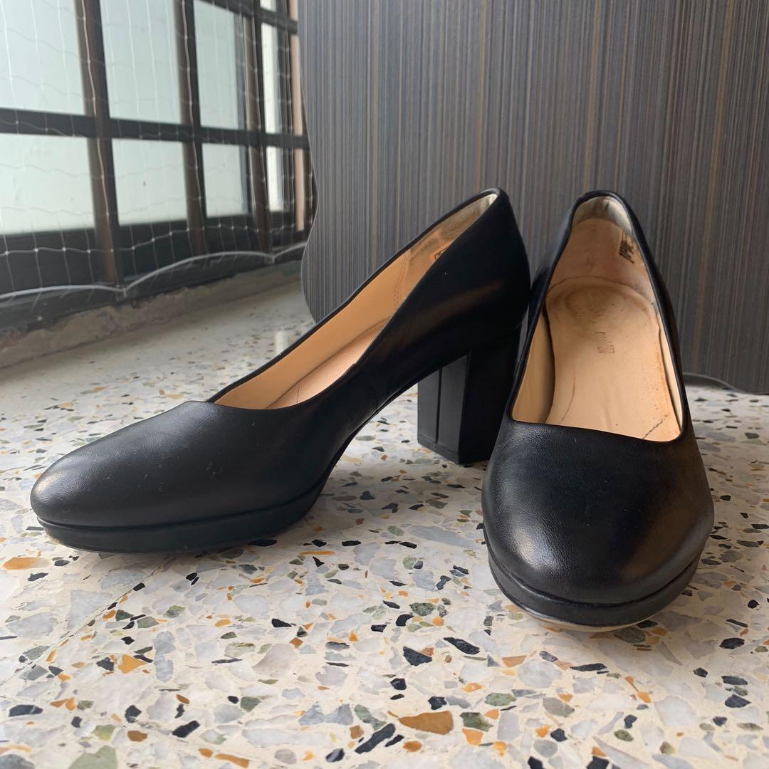 clarks black leather court shoes