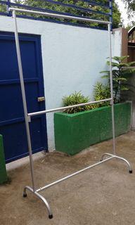 Clothes rack