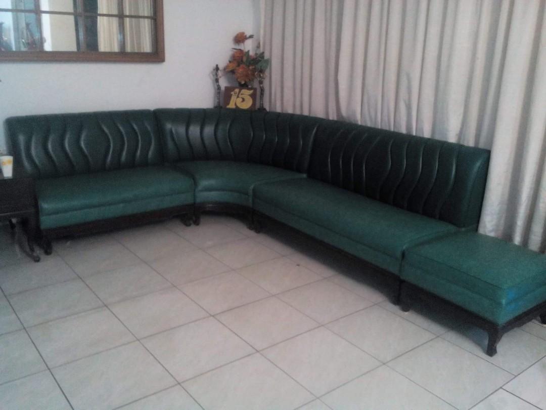 Corner Sofa Reupholster (Category: Sofas) located in Quezon City. Submitted by villaarcaupholstery (Listing ID 1032677443, Image 3). Description: Corner Sofa Reupholster before & after 🛋️.