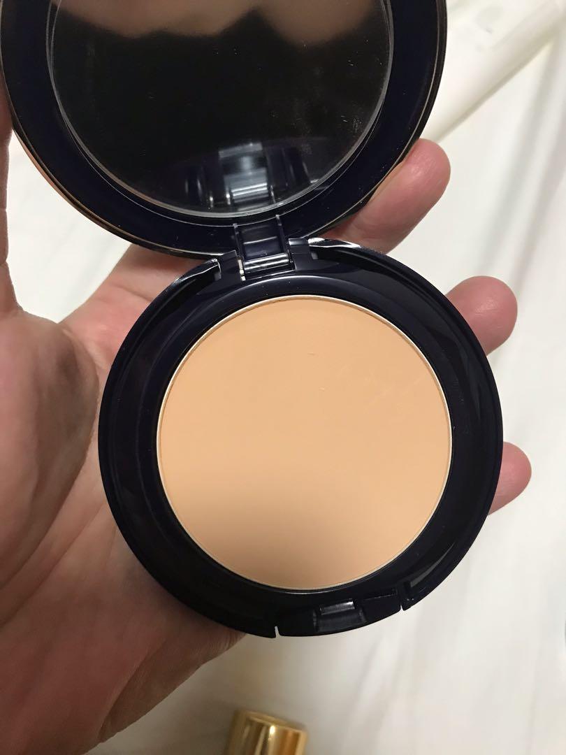 Estee Lauder Double Wear Stay In Place Matte Powder Foundation Beauty Personal Care Face Makeup On Carousell