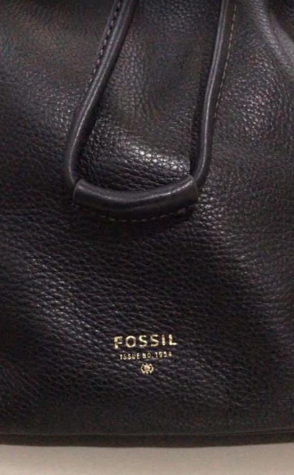 Fossil Vickery Backpack Large black Preloved Fesyen Wanita Tas Dompet di Carousell