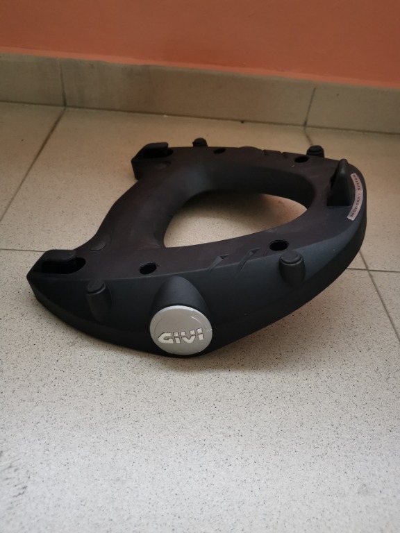 Givi Monokey System M5, Motorcycles, Motorcycle Accessories on Carousell