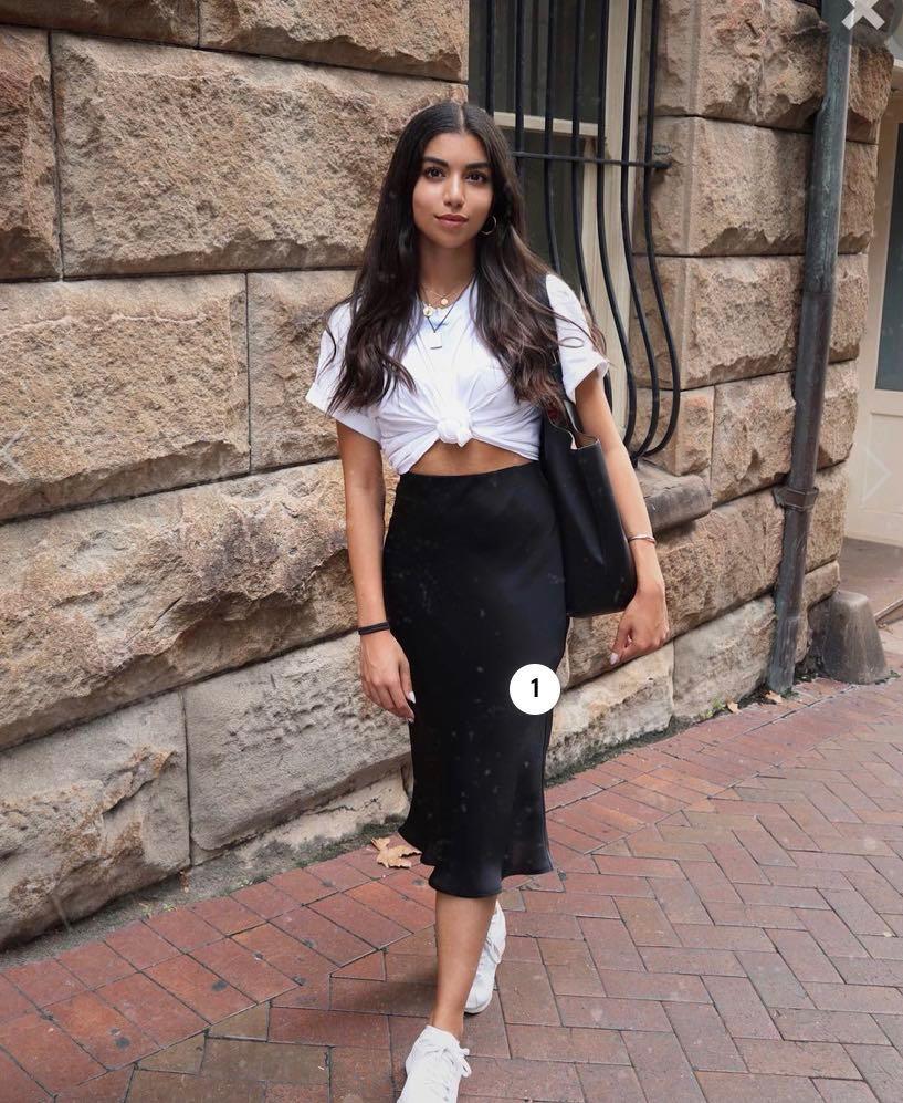 Glassons silky hotsell midi skirt