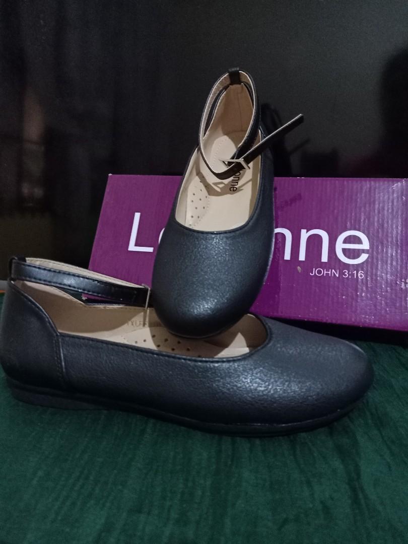 Le Donne Black Shoes Women s Fashion Footwear Loafers on Carousell