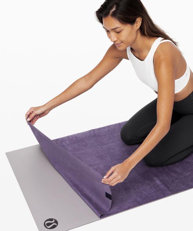 Lululemon yoga mat travel mat carry onwards mat, 運動產品, 運動與健身, 運動與健身- 運動地墊-  Carousell