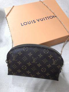Louis Vuitton Cosmetic Pouch GM Monogram & Free LV Luggage Tag