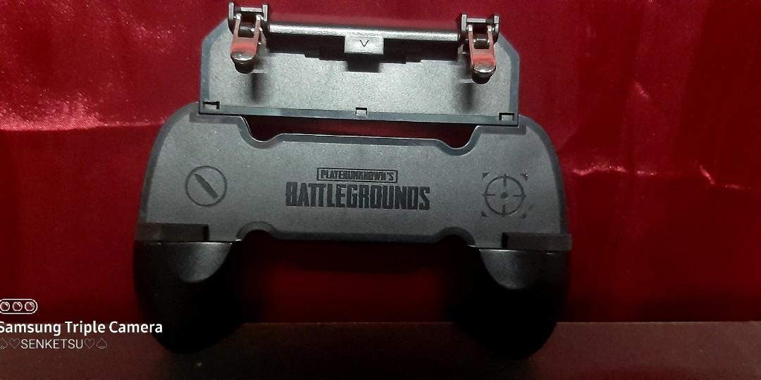 MOBILE GAME CONTROLLER (Category: Controllers) located in Ipoh. Submitted by danielarash20 (Listing ID 1032698721, Image 3). Description: ‼JUALAN MURAH MOBILE GAME CONTRILLER‼ ✅KHAS UNTUK SURVIVAL GAME (PUBG,COD,FREE FIRE DAN LAIN²) CONDITION KOTAK AGAK KURANG 7/10 ✅CONTROLLER GAME CUN 9/10.. ✅POS+RM10.