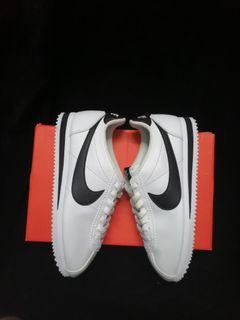 harga retail nike cortez