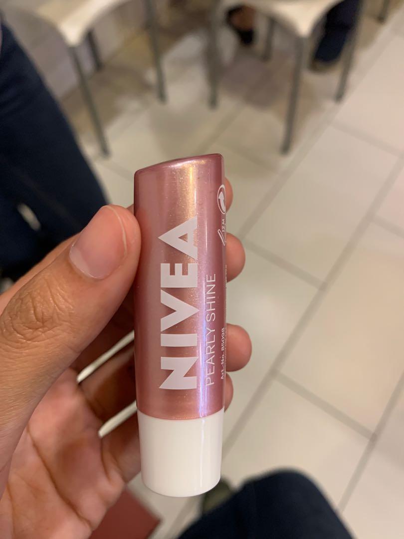 Nivea tinted lip balm deals