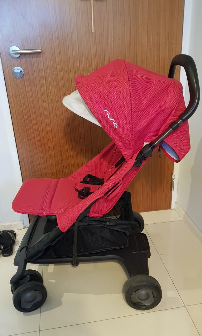 Nuna stroller red 2025