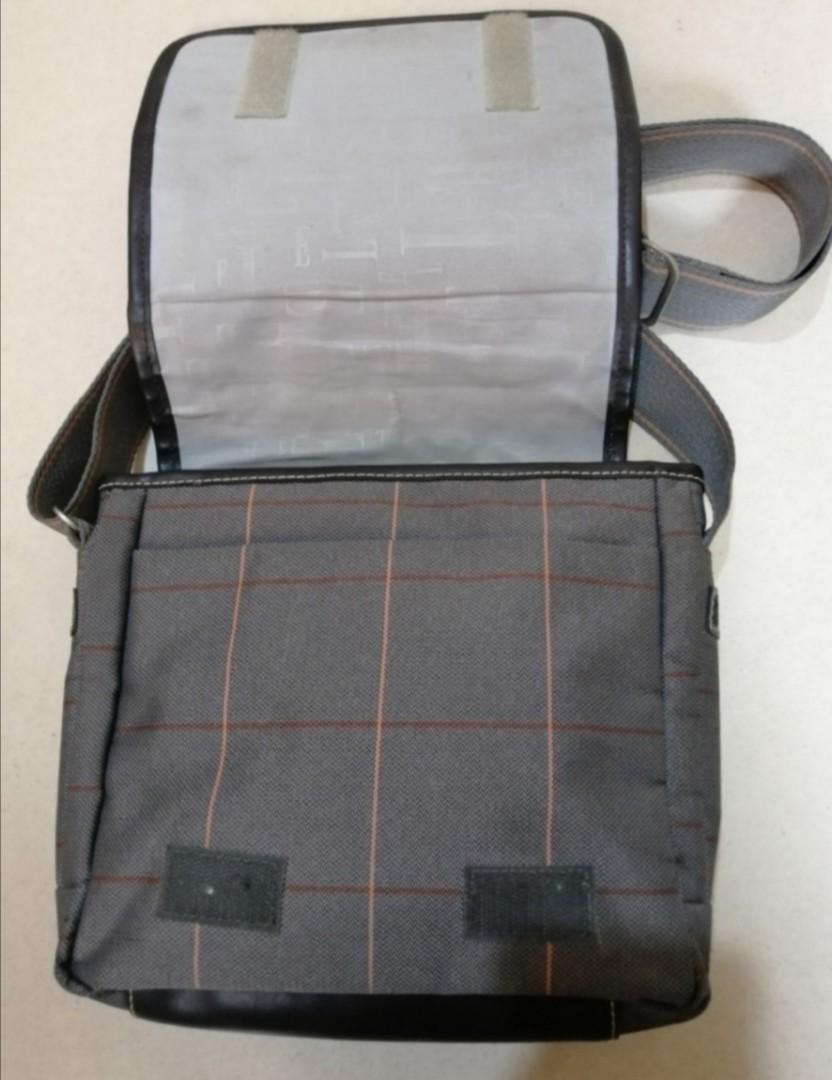 Original Elle Sling Bag, Men's Fashion, Bags, Sling Bags on Carousell