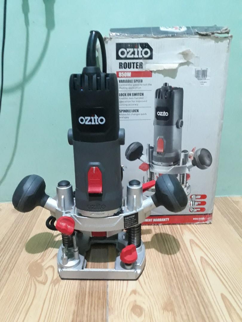 Ozito plunge hot sale router