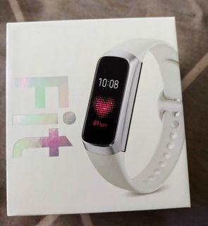 Samsug Galaxy Fit Watch (White)