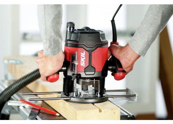Skil 1860 AA 1400W Plunge Router Wood Aluminium Plastic Bosch POF 1400 ...