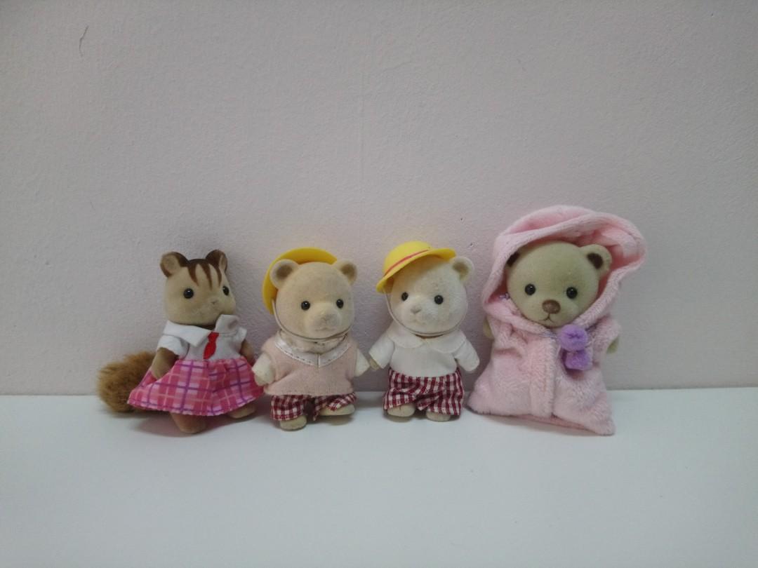 sylvanian families figures
