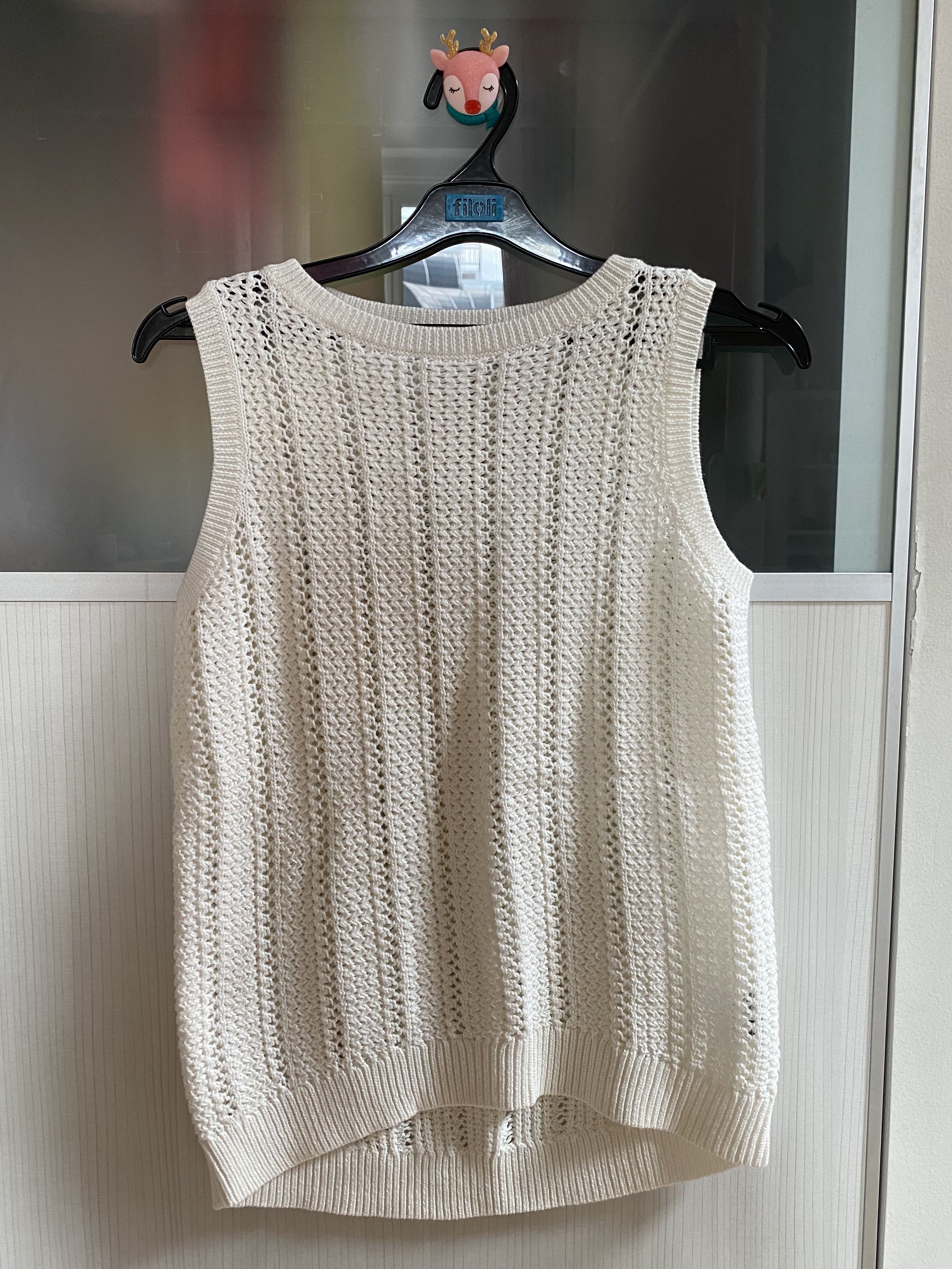 uniqlo knitted vest