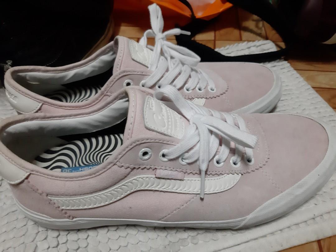 Pink on sale spitfire vans