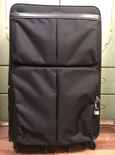 （分類：）位於 。 由 alicexx 提交（商品編號 1036446760，圖片 1）。簡介： 。