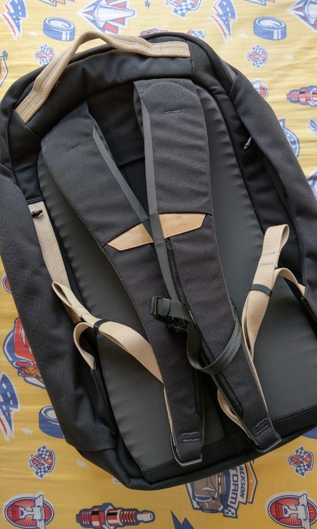 全新 Bellroy Transit Backpack Plus 38L 深灰背囊, 名牌, 手袋及銀包 Carousell