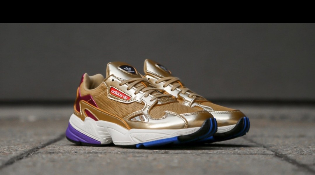 Adidas Originals Falcon W gold metalic limited edition us8 Men s Fashion Activewear on Carousell