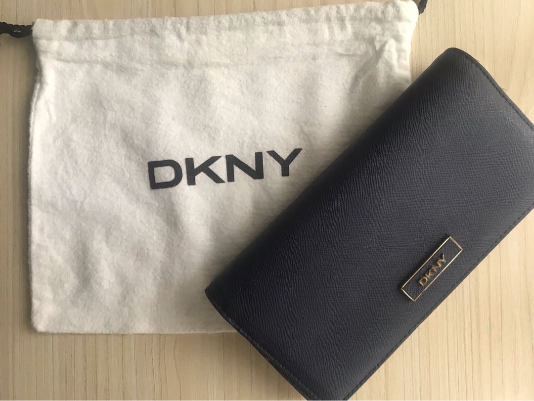 Dkny wallet on sale