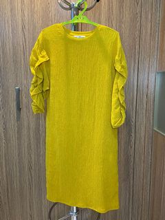 (Category: ) located in . Submitted by chiccoutures (Listing ID 1036462062, Image 1). Description: .