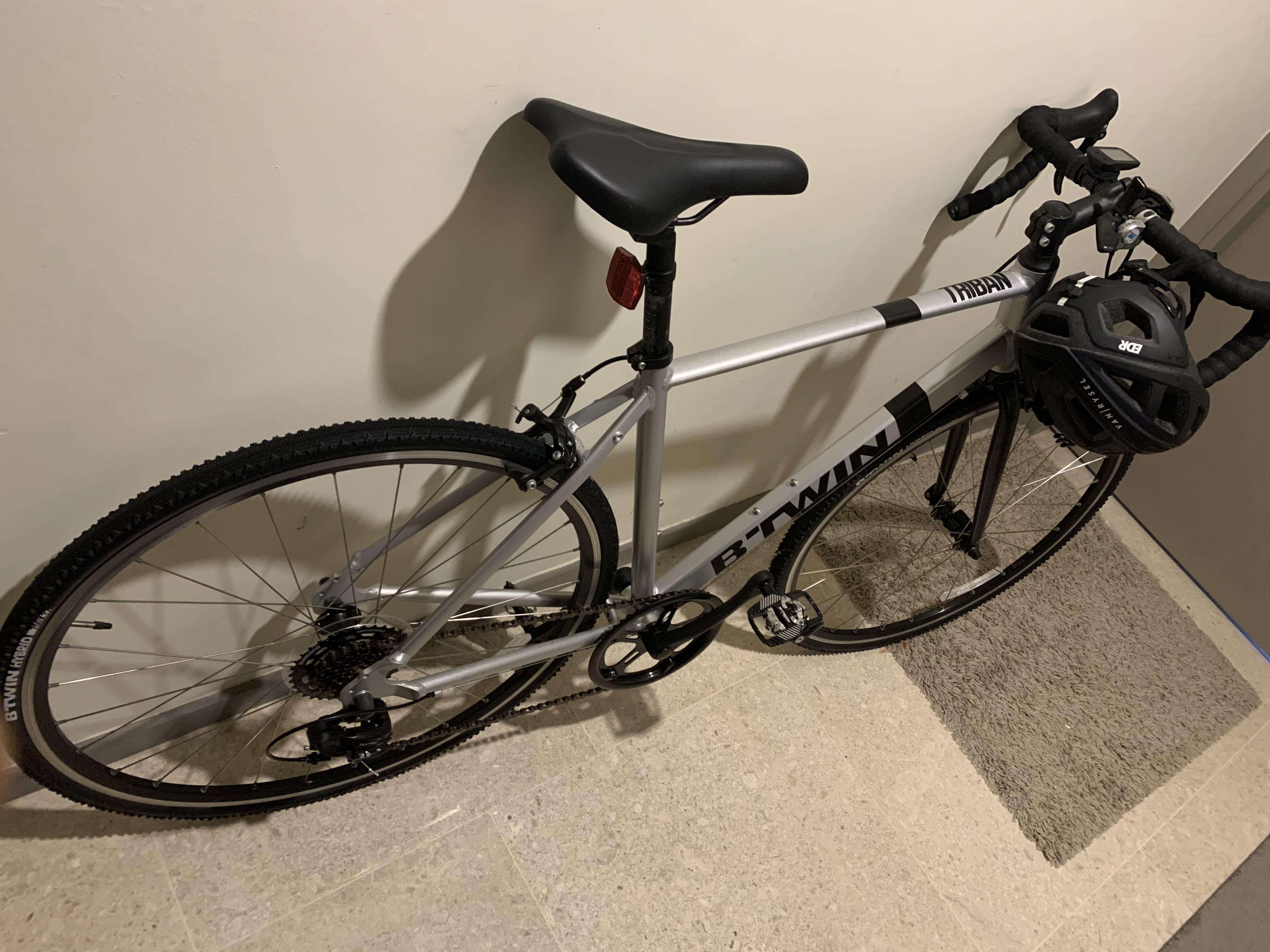 Btwin 100 road bike deals