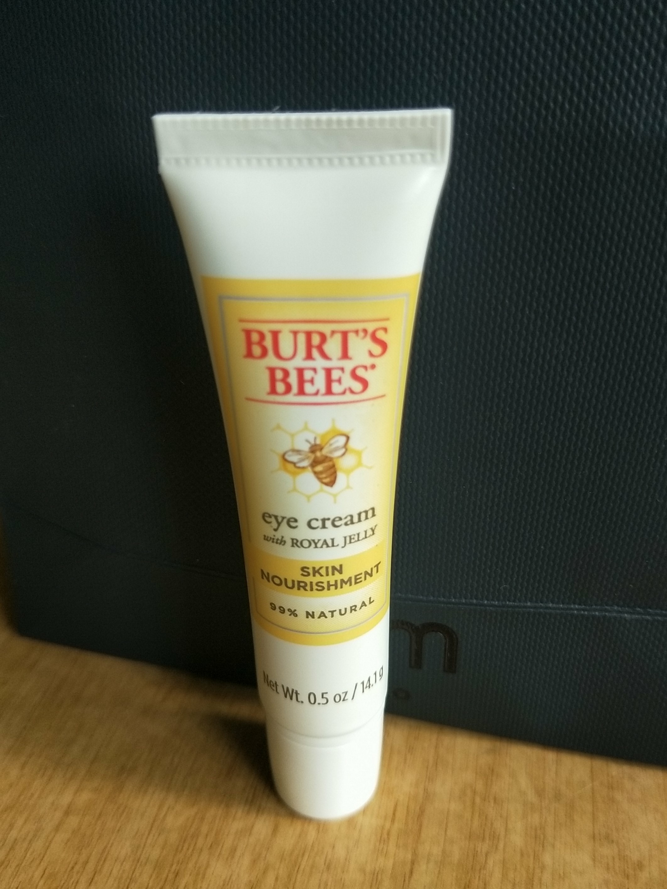 burts eye cream