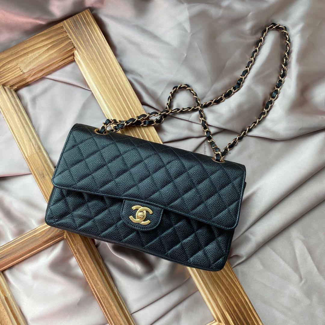 Chanel vintage medium caviar classic double flap bag with 24K gold hardware  [authentic], Luxury, Bags & Wallets on Carousell
