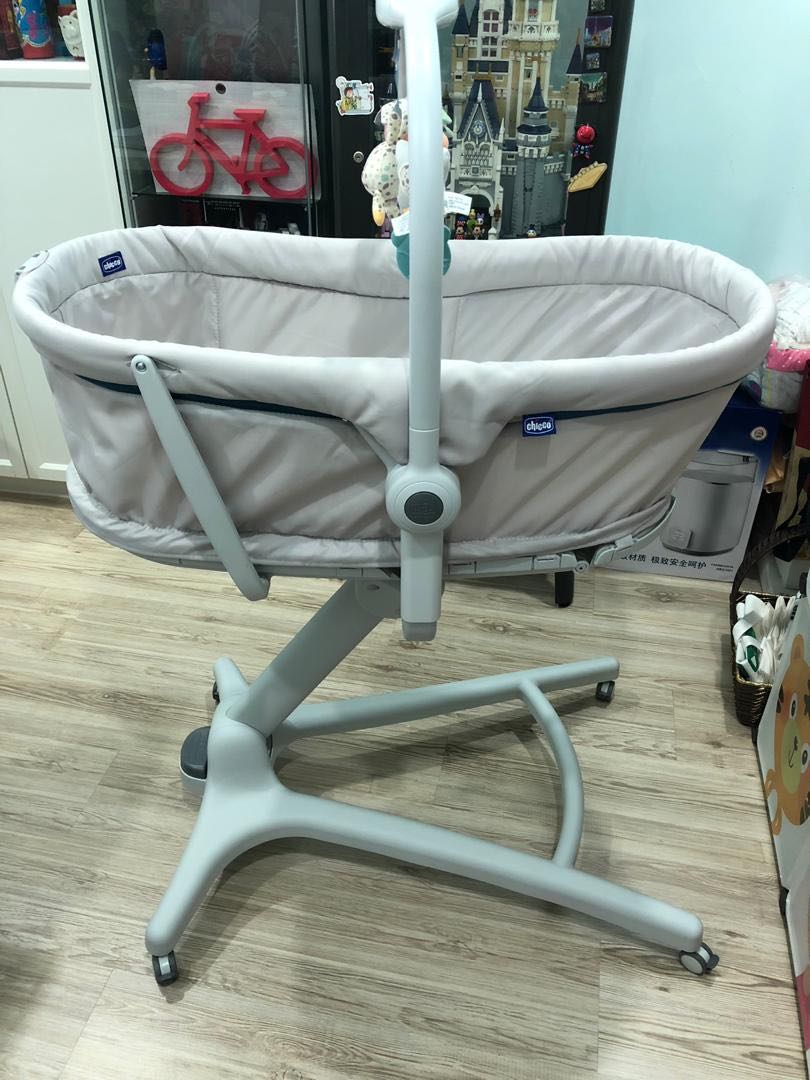 Chicco Baby Hug 4 In 1 Babies Kids Cots Cribs On Carousell