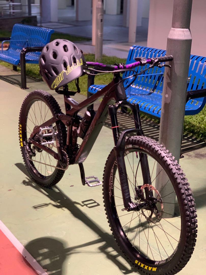 Devinci troy carbon store 27.5