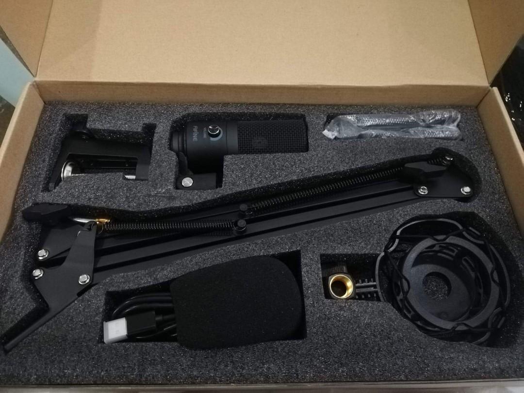 Fifine T669 microphone, Audio, Headphones & Headsets on Carousell