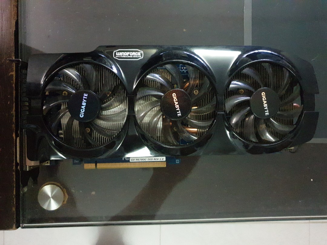 Gigabyte geforce gtx 670 top